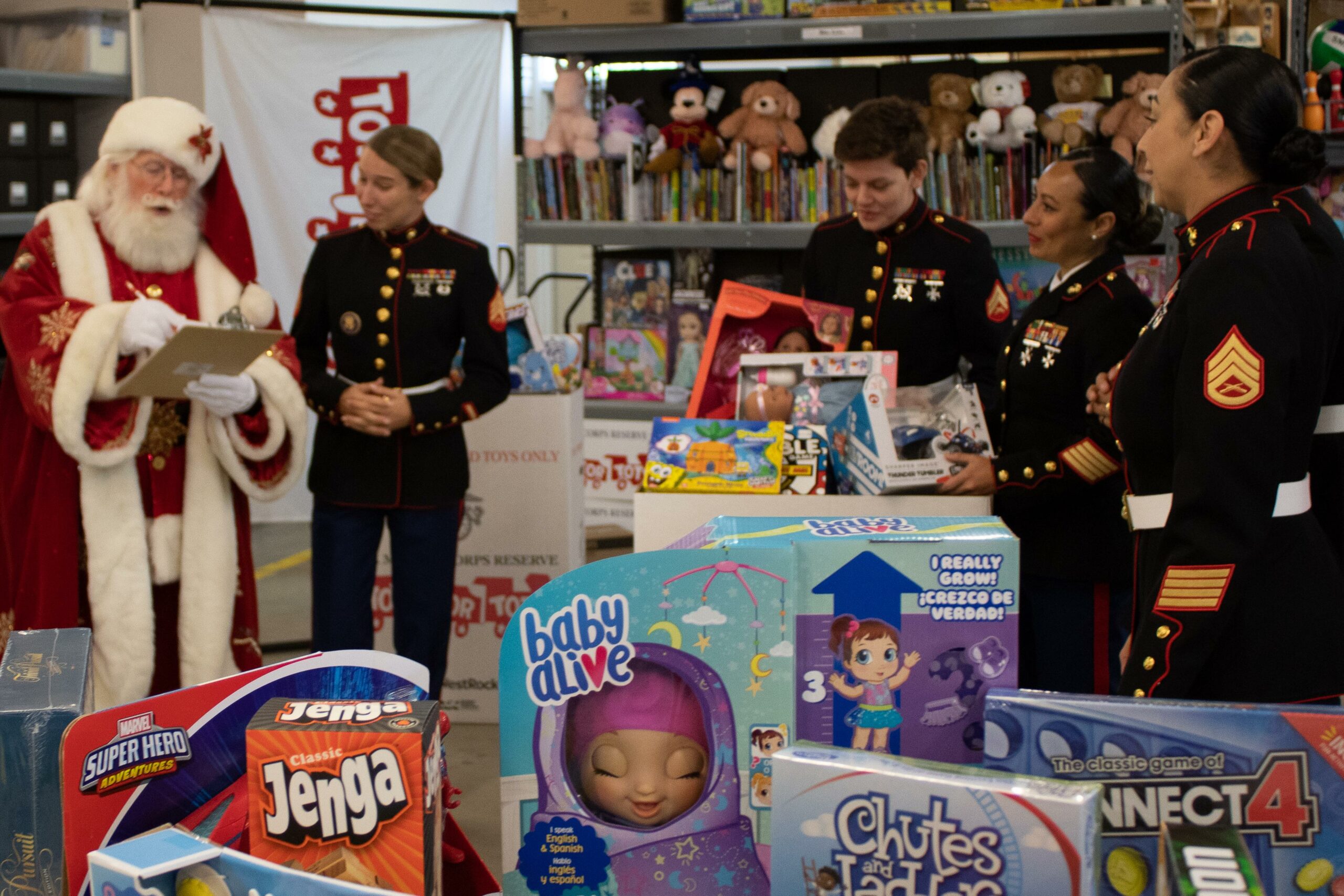 Read more about the article Marine Toys for Tots Announces Record-Breaking Year!