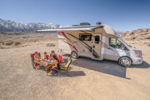 Read more about the article 7 Reasons Renting an RV Should Be On Every Family’s Summer Bucket List