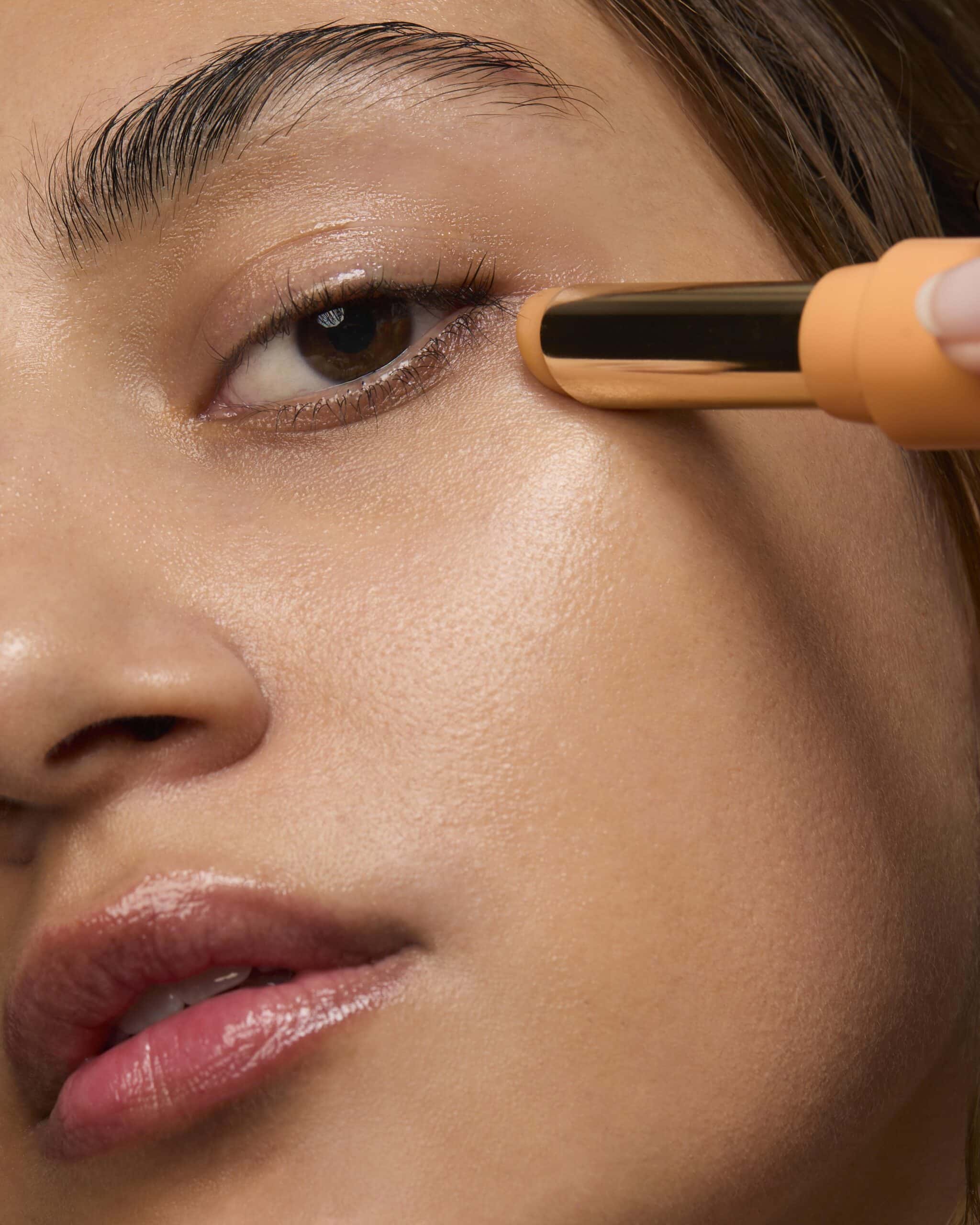 You are currently viewing This viral eye balm from RoC is sold every 20 seconds. Here’s why.