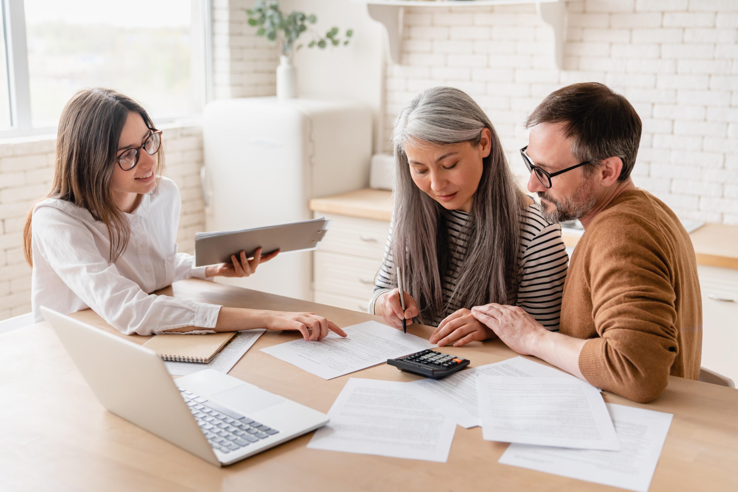 You are currently viewing Recession-Proof Your Future: Smart Moves for Financial Confidence